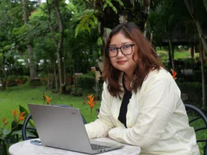 မော်ဖိုးမြာ​